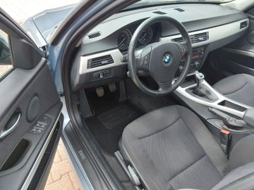 BMW 318 - 9