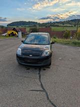 Ford Fiesta - Ford Fiesta aus 2006 mit Diesel-Antrieb