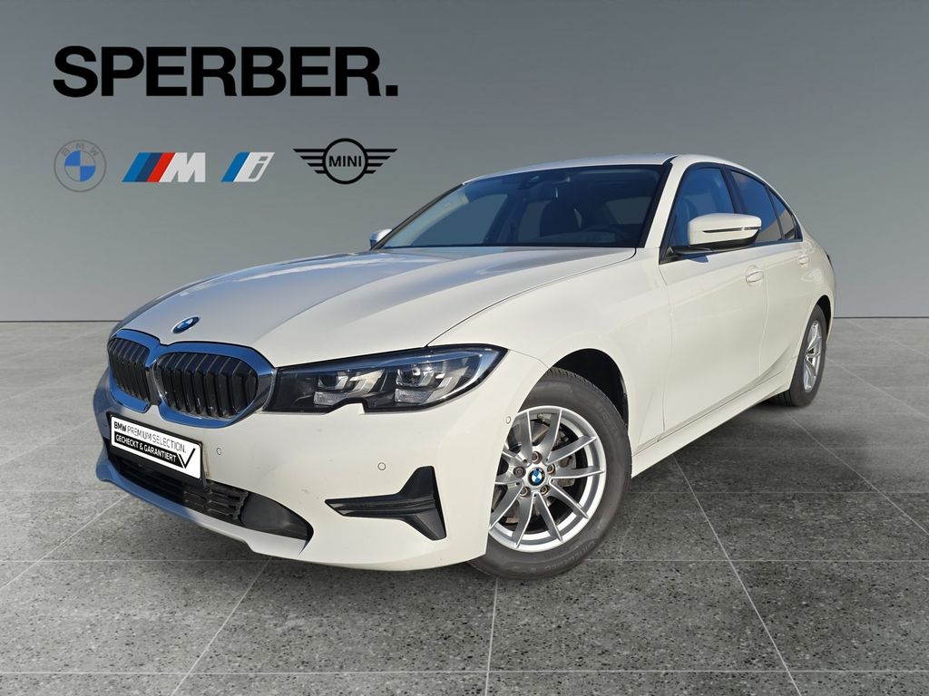 Image of BMW 320