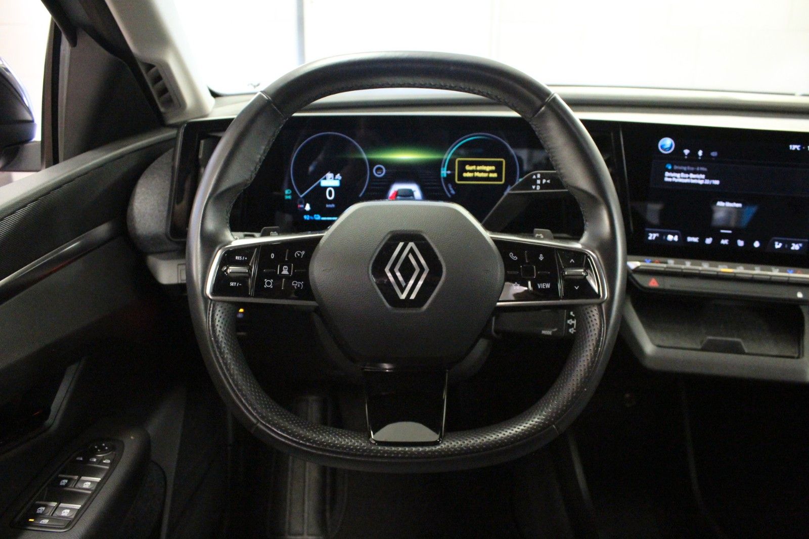 Fahrzeugabbildung Renault Megane E-Tech Equilibre Boost charge