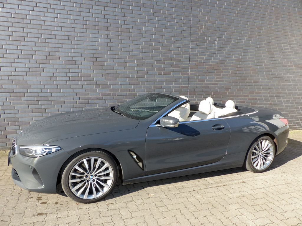 BMW 840