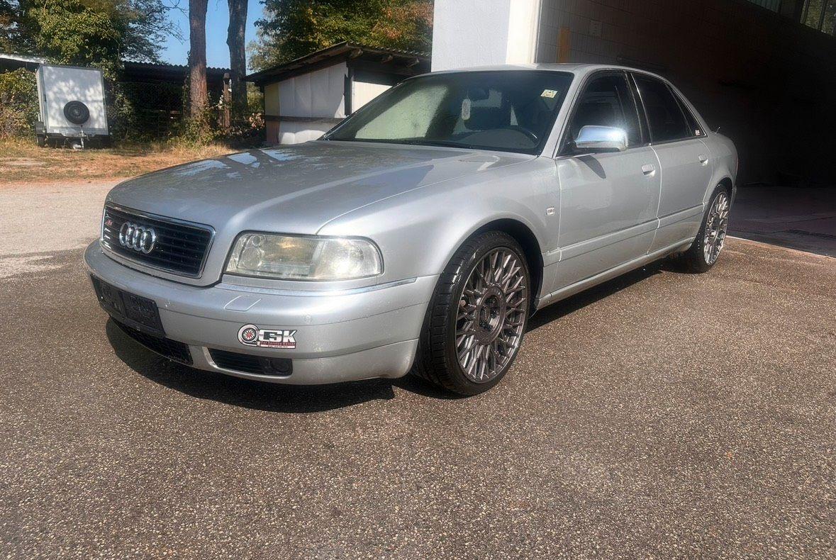 Audi S8