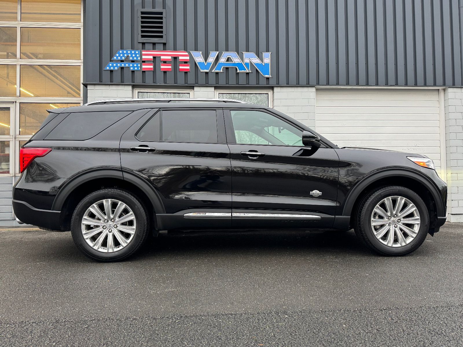 Fahrzeugabbildung Ford Explorer Limited 3.0ST 405PS KING RANCH