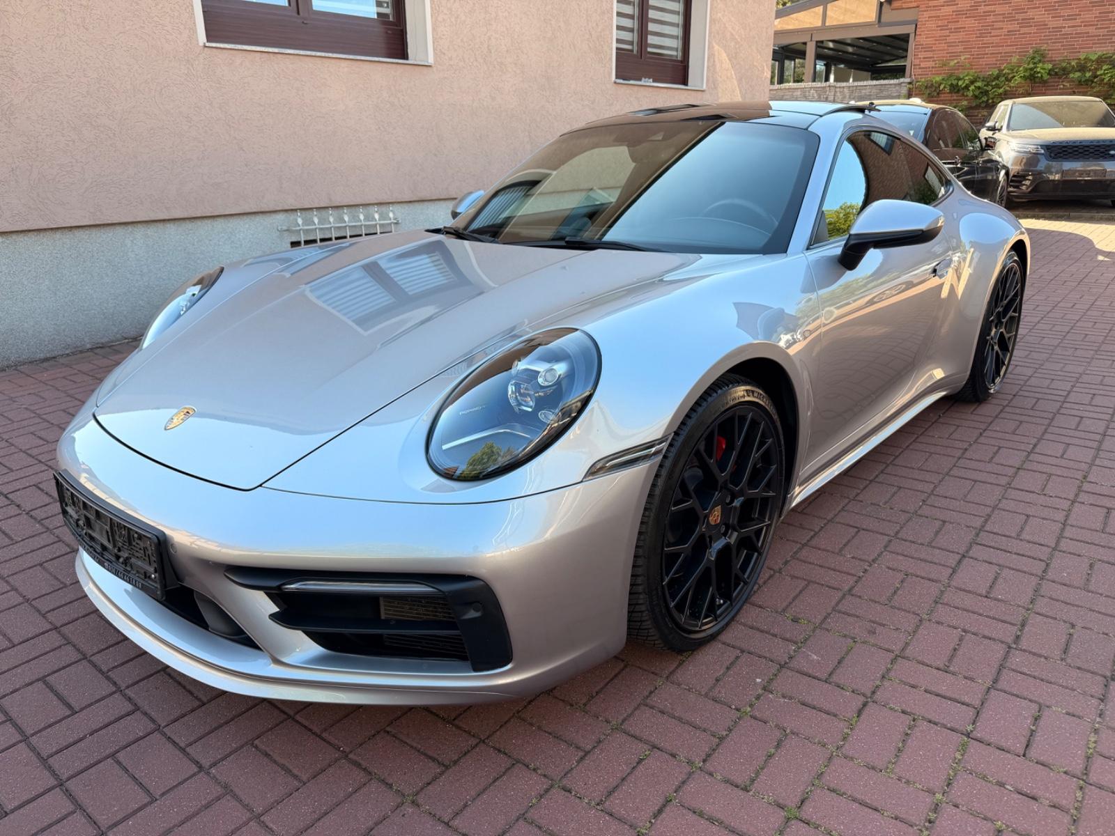 Porsche 911 Carrera 4 S SPORT-DESIGN PAKET+ABGASANLAGE