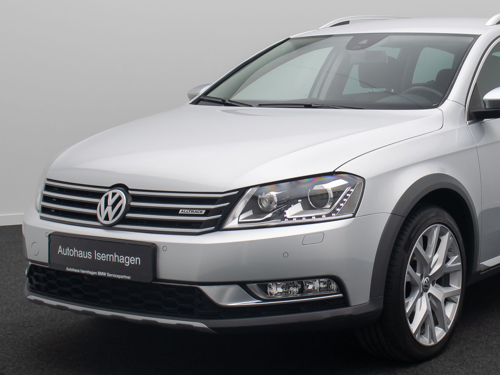 Fahrzeugabbildung Volkswagen Passat Tempomat Kamera DAB AHK SoundSyst 18Zoll