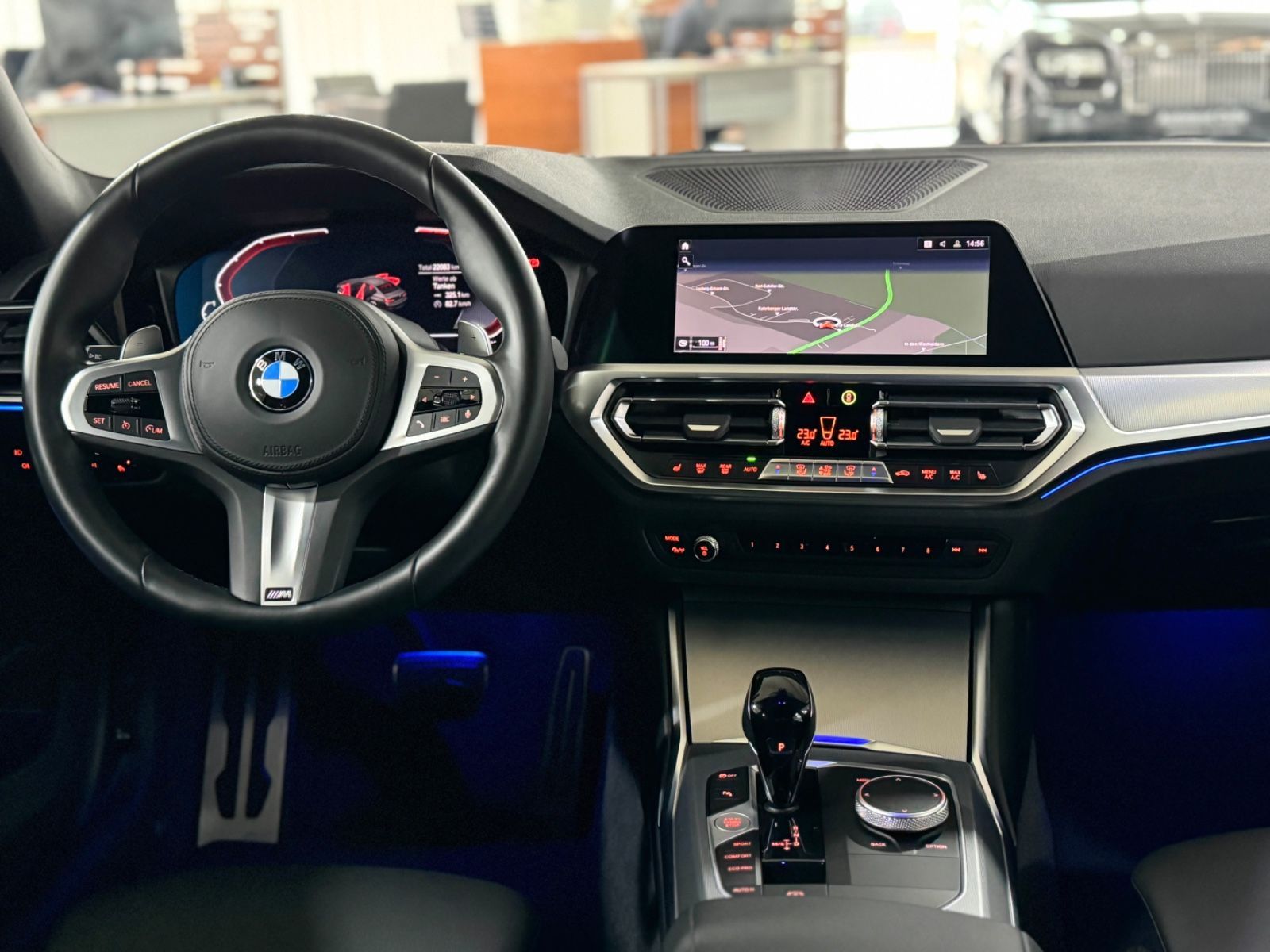 Fahrzeugabbildung BMW 320d M Sport Kamera HiFi DAB Lordos Alarm 19Zoll