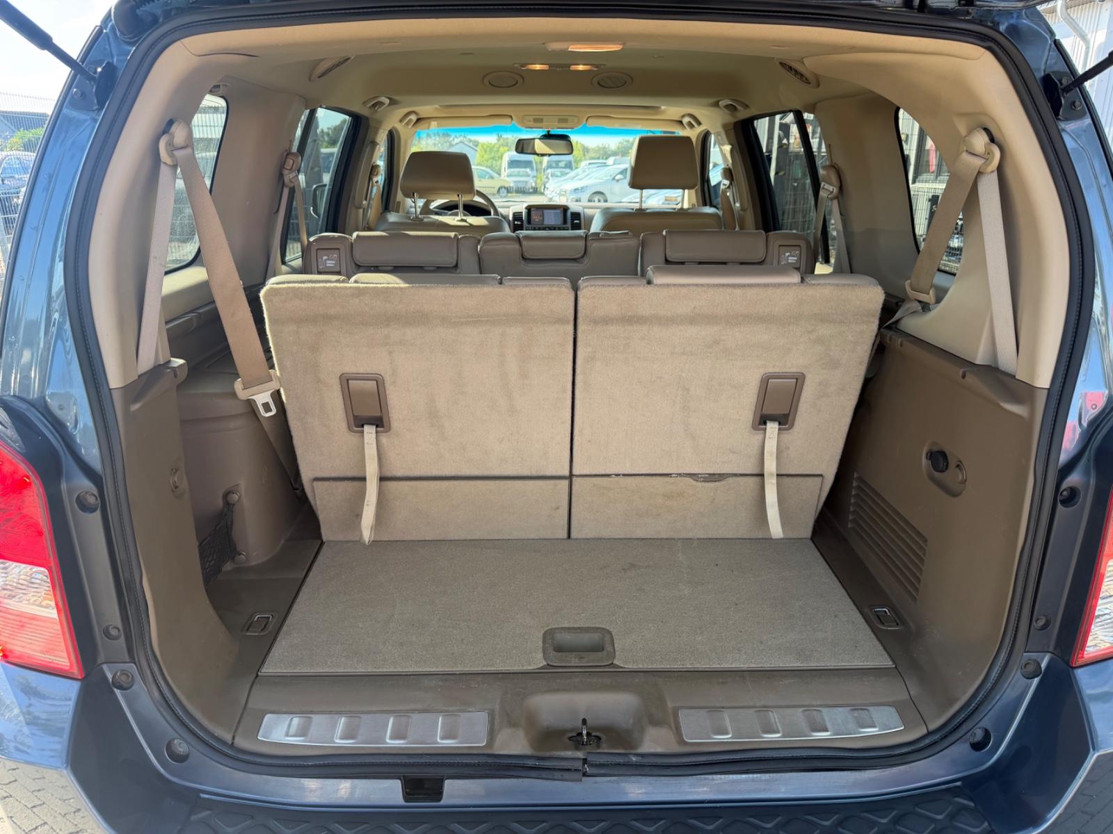 Nissan Pathfinder LE 2.5 dCi 171 ch BVA 4x4 / 7 places / 1ère main / Toit ouvrant / Cuir / Caméra de recul