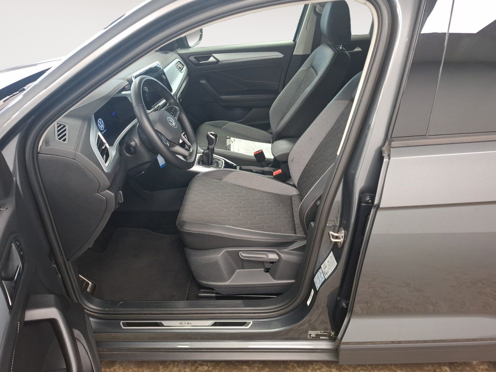 Volkswagen T-Roc - Bild 6