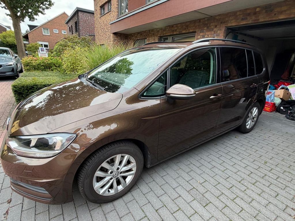 Image of Volkswagen Touran
