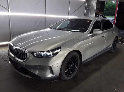 BMW 520d G60 Limousine*360°*NAVI*LEDER*LED*