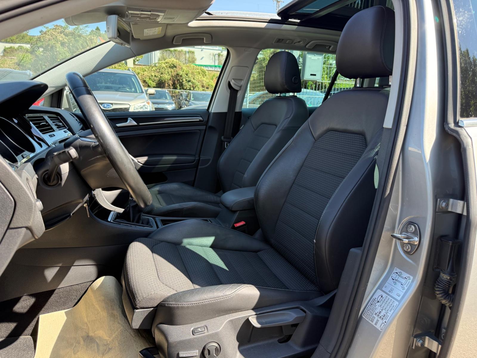 Volkswagen Golf VII Variant 1.4TSI Highline|Panorama|Xenon|