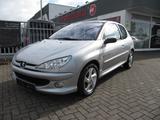 Peugeot 206 Quiksilver - Peugeot 206: Quiksilver