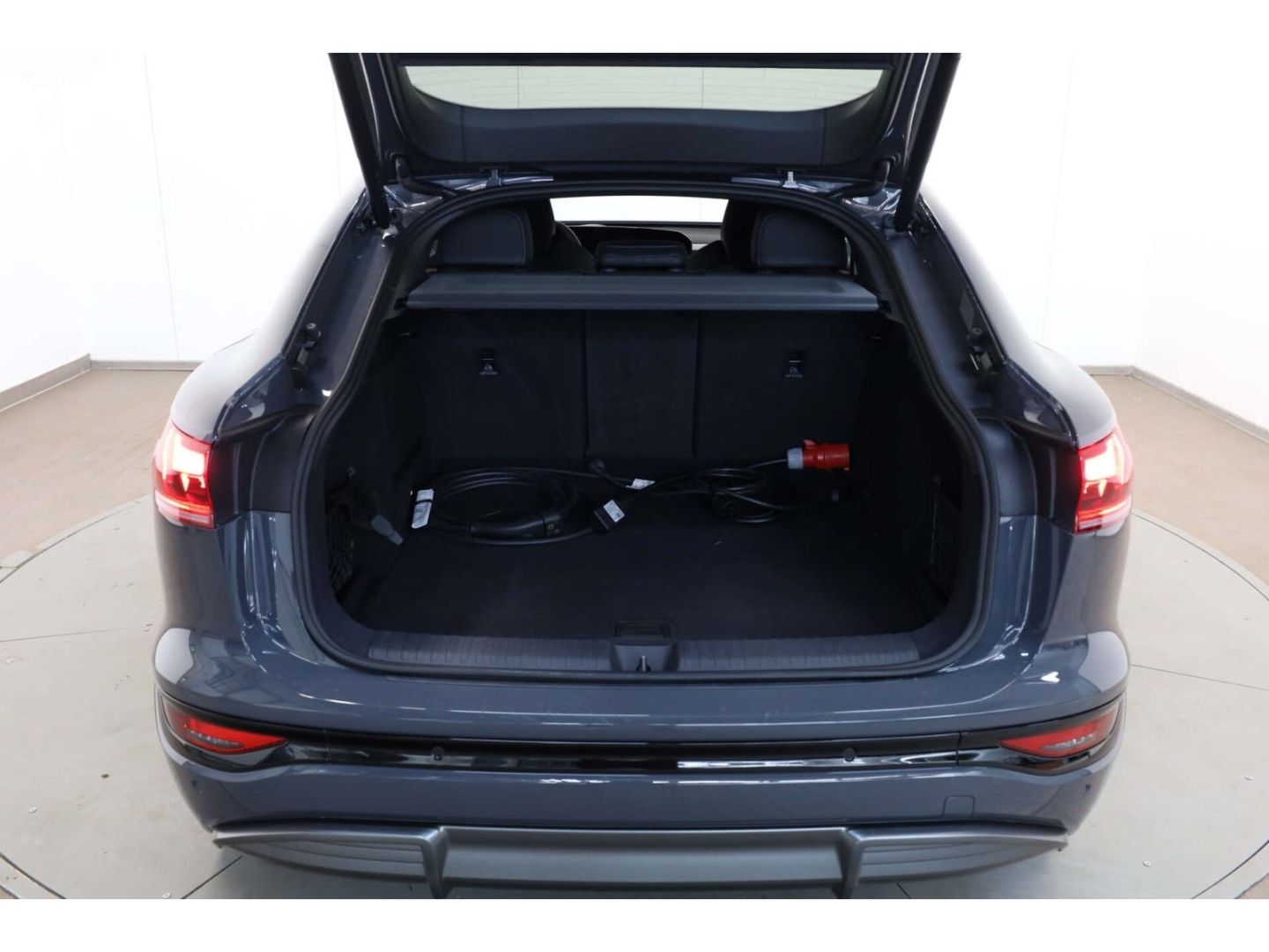 Audi Q6 e-tron - Bild 11