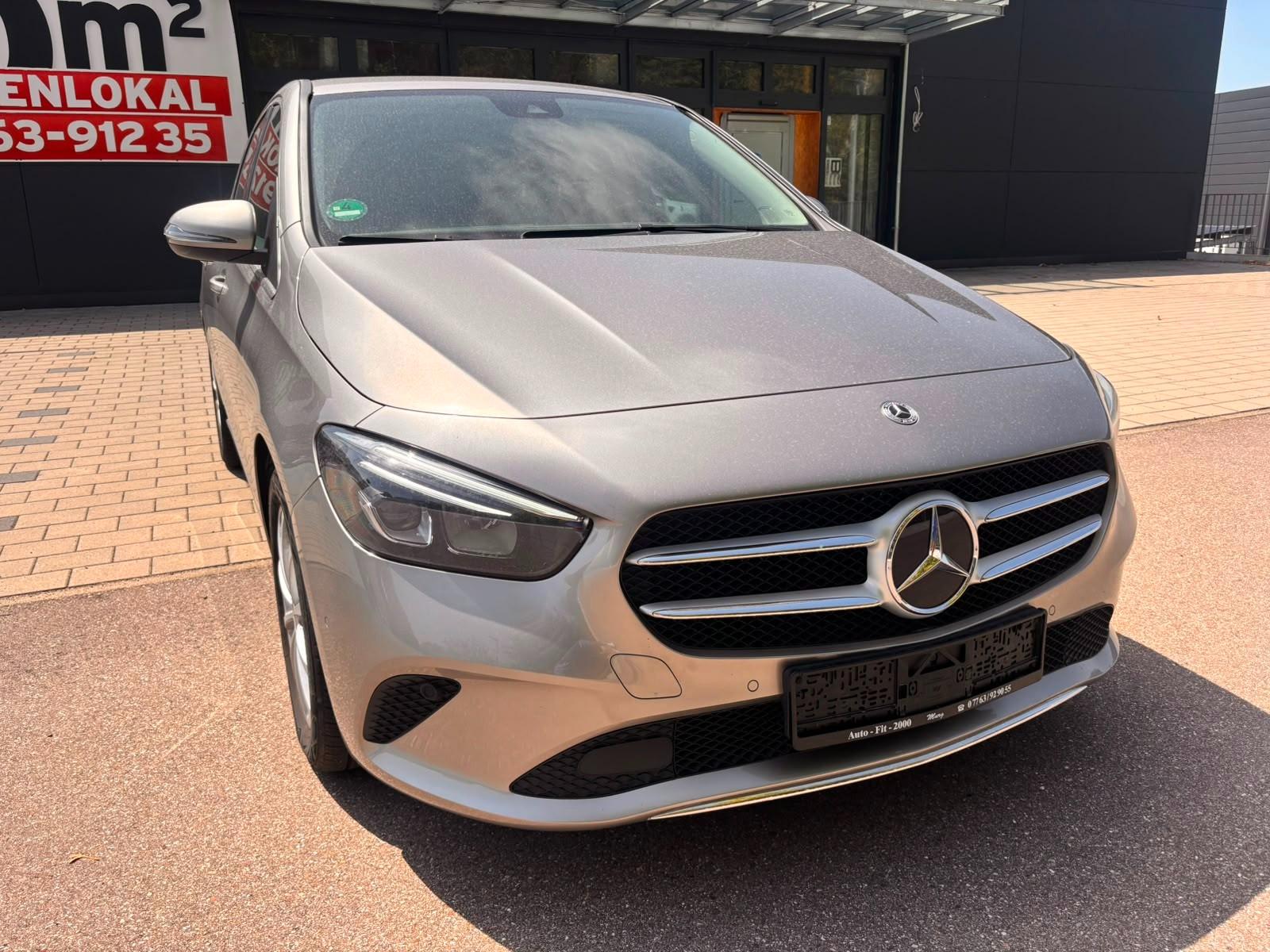 Mercedes-Benz B 220 B B 220 d