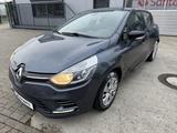 Renault Clio IV 1.5 dCi 90 Limited Navi,Klimaautomatik,P - Renault Clio mit Diesel-Antrieb: 1.9