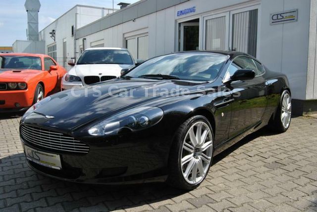 Aston Martin DB9 Coupé Onyx/Oxblood/