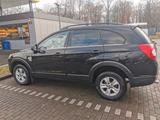 Chevrolet CHEVROLET CAPRTIVA  EZ 2008  CA. 228000 RE... - Chevrolet Geländewagen C20 mit Benzin-Antrieb
