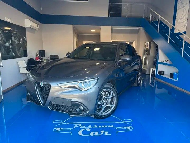Alfa Romeo Stelvio 2.2 Turbodiesel 190 CV AT8 Q4