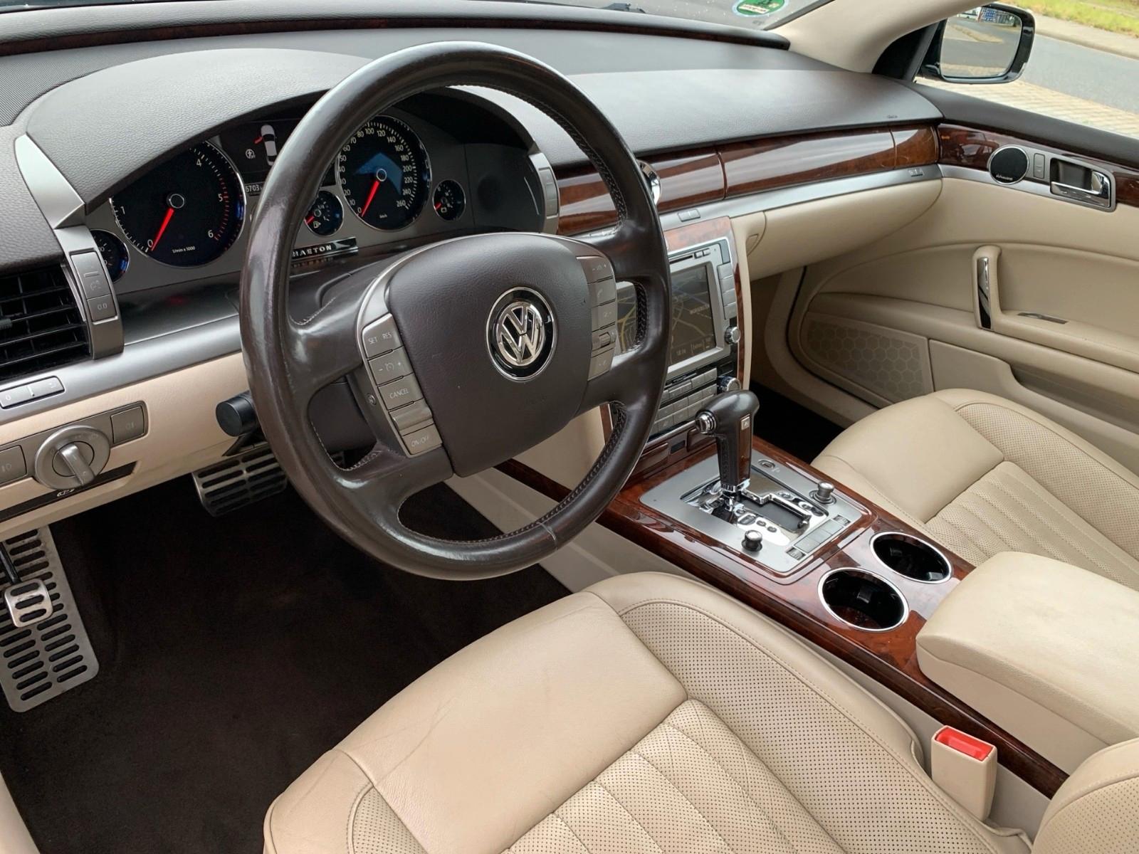 Volkswagen Phaeton V6 TDI 4Motion lang/BiXenon/Navi/Leder