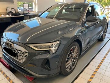 Audi Q8 e-tron - 2