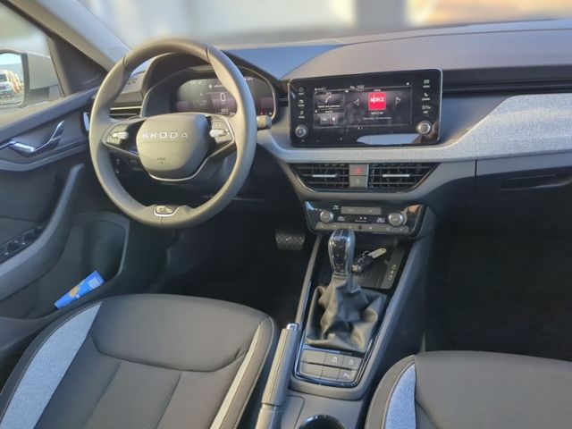 Fahrzeugabbildung SKODA Kamiq 1.0 TSI DSG Selection WINTER PLUS KOMFORT