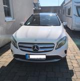 Mercedes-Benz CLA 200 - wenig km-Panorama Dach-super Zustand - mit Benzin-Antrieb: Weiß, Geländewagen, Panorama Dach