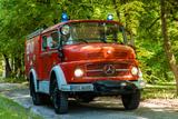 Mercedes-Benz 911B 7-osobowy * pożarniczy - Mercedes-Benz 911