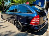 Mercedes-Benz C 55 AMG offen 300Kmh LEDER NAVI - Mercedes-Benz C 55 AMG Gebrauchtwagen
