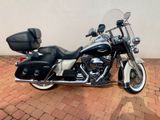 Harley-Davidson Road King Classic FLHRC Modell 2014 - BREMEN