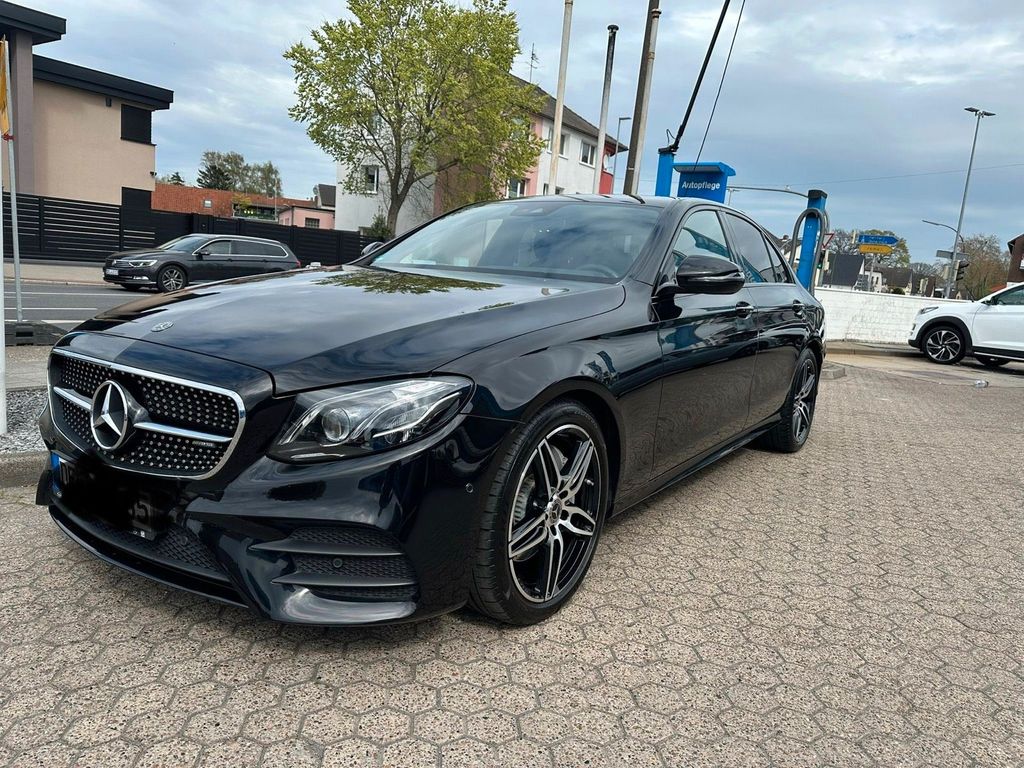 Image of Mercedes-Benz E 250