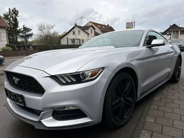 Ford Mustang 3.7 DOHC V6 Kamera Keyless LED Schalter