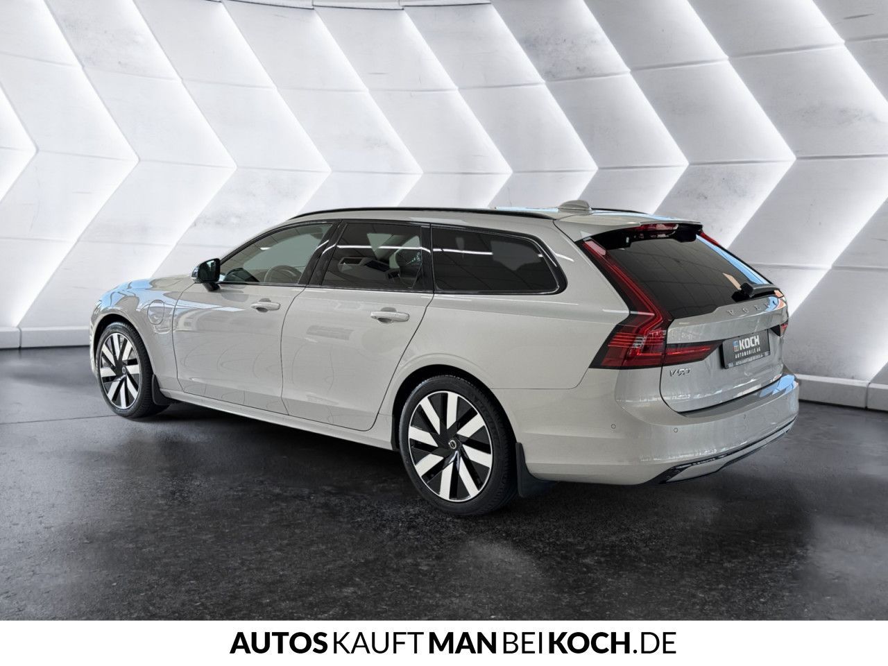 Volvo V90 T6 Plug-In AWD Plus Dark BLIS H/K 360° AHK imagem 3