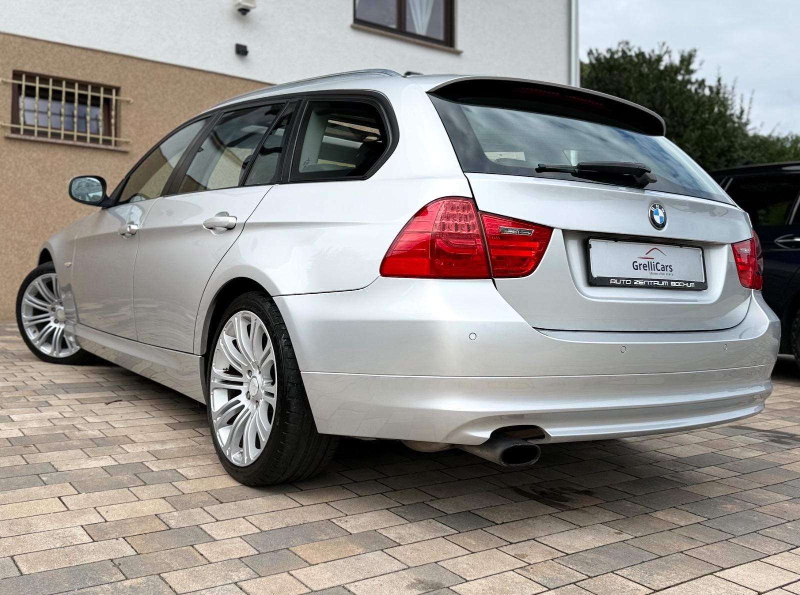 BMW 320i TOURING 170CH