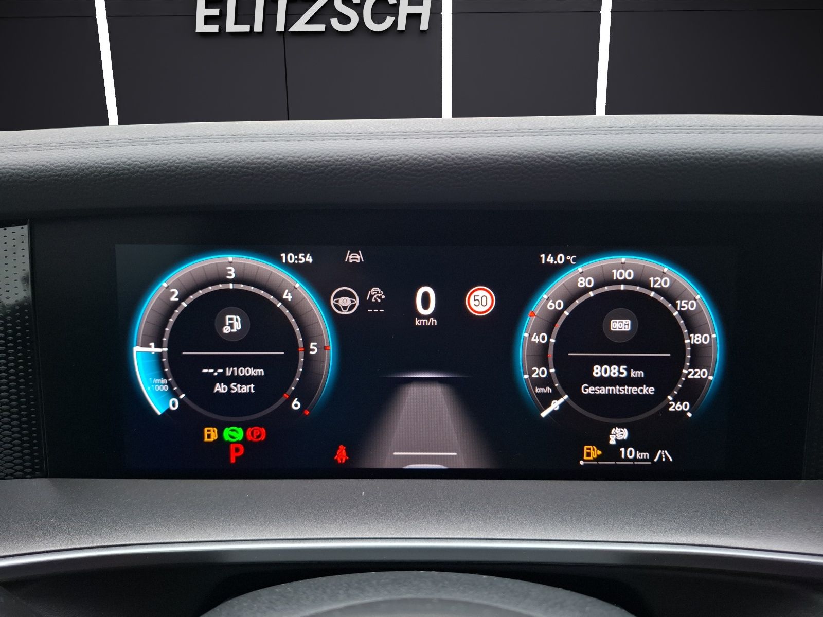 Fahrzeugabbildung Volkswagen Tayron TDI Life DSG 4M LED AHK Navi HUD AID ACC