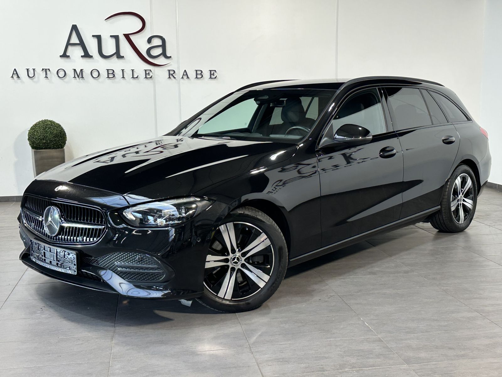 Fahrzeugabbildung Mercedes-Benz C 200d T Avantgarde NAV+LED+KAM+CARPLAY+VC+17ZO