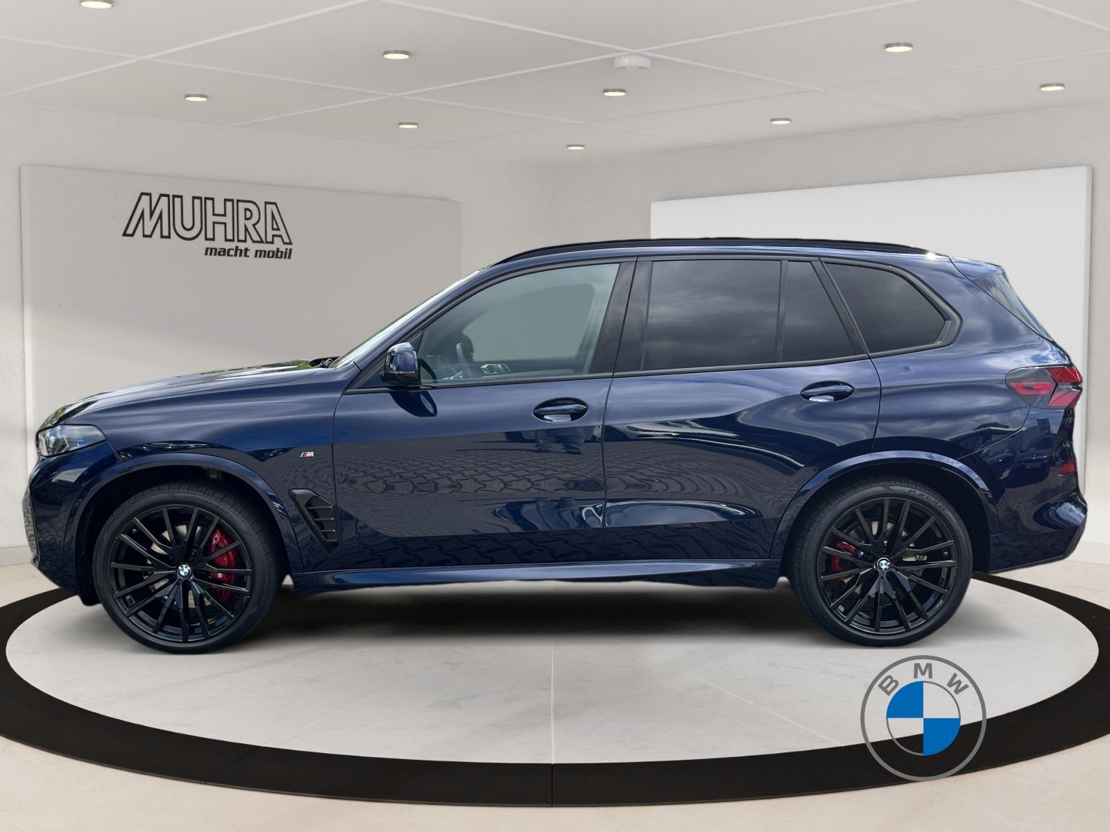 BMW X5 xDrive30d M Sport 22 AHK Pano Massage Standh foto 3