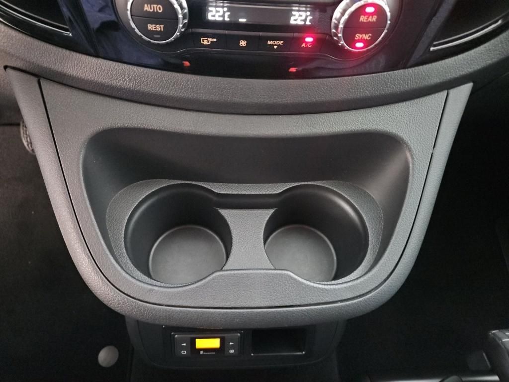 Fahrzeugabbildung Mercedes-Benz Vito 119 Tourer extralang 8 Sitze Standhzg. LED