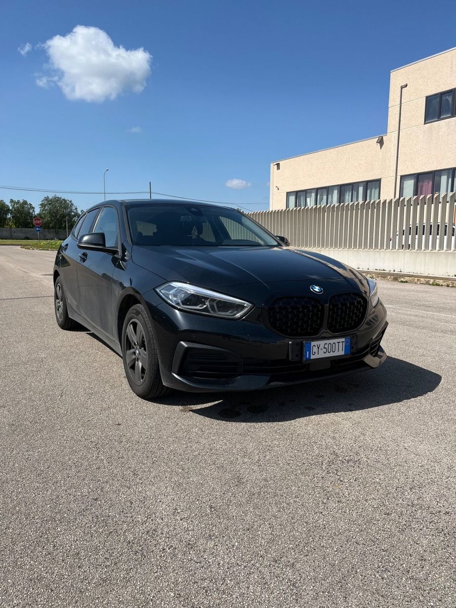 BMW Bmw Serie 1 116d ( ANCHE NEOPATENTATI )