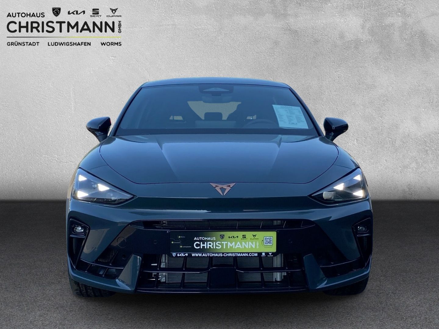 Fahrzeugabbildung CUPRA Leon 2.0 TSI 221 kW VZ*Matrix*NAVI*SHZ*ACC*Full-