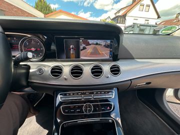 Mercedes E 200 - 7
