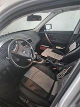 BMW X3 grau - BMW aus 2005: Geländewagen