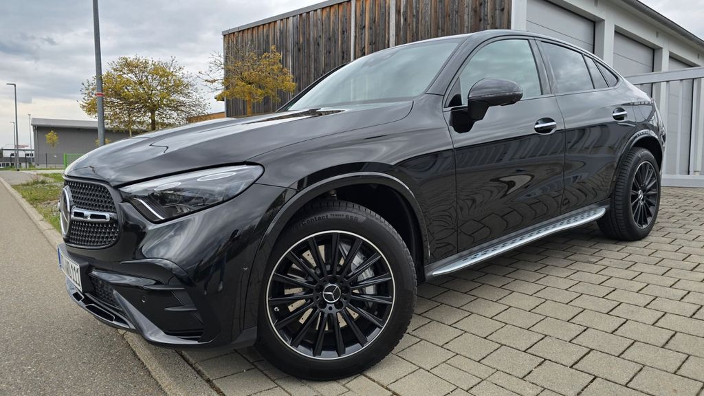 Image of Mercedes-Benz GLC 300