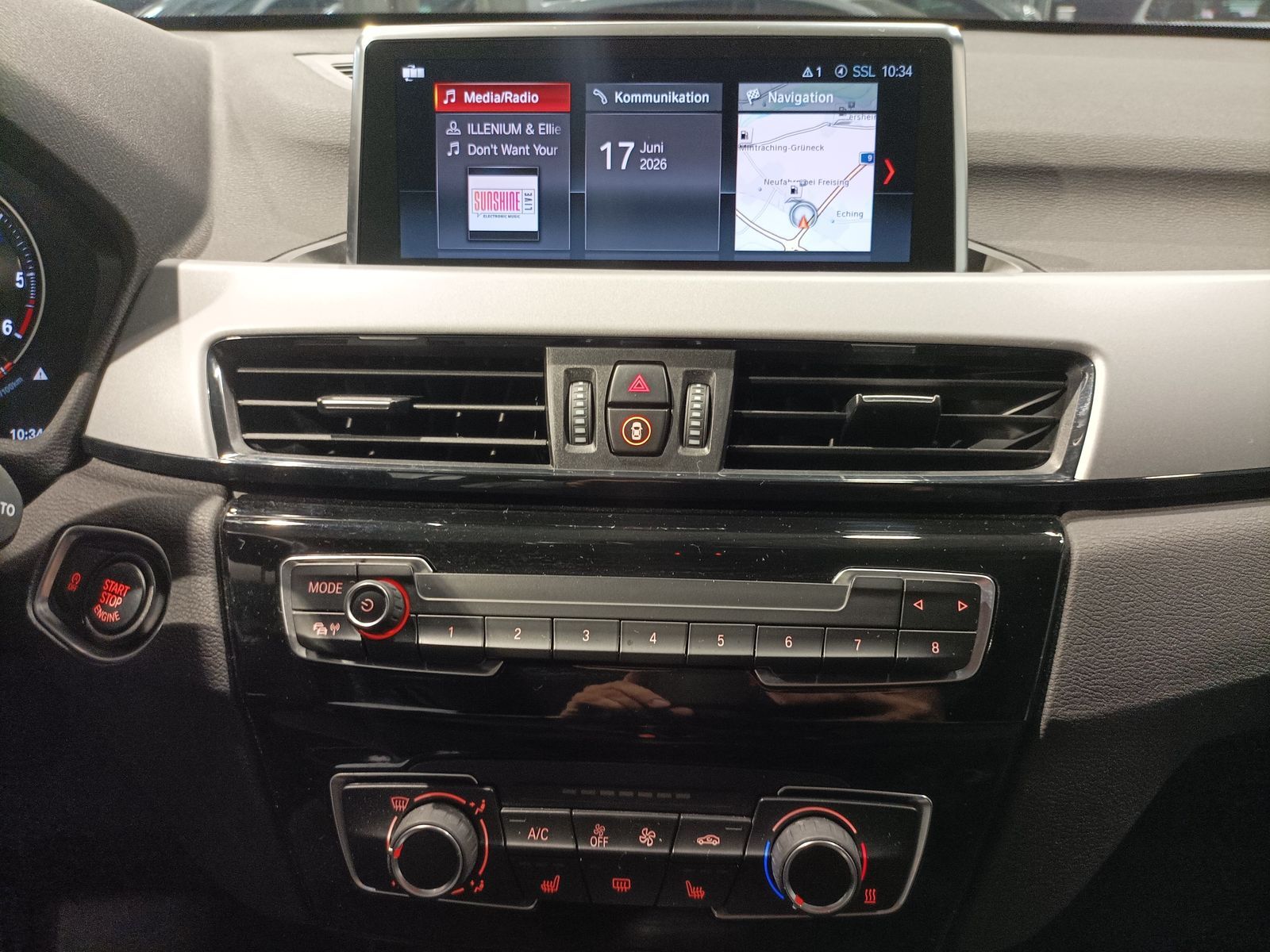 BMW X1 sDrive18d Navi|PDC|AHK|Kamera|Sitzhz foto 12