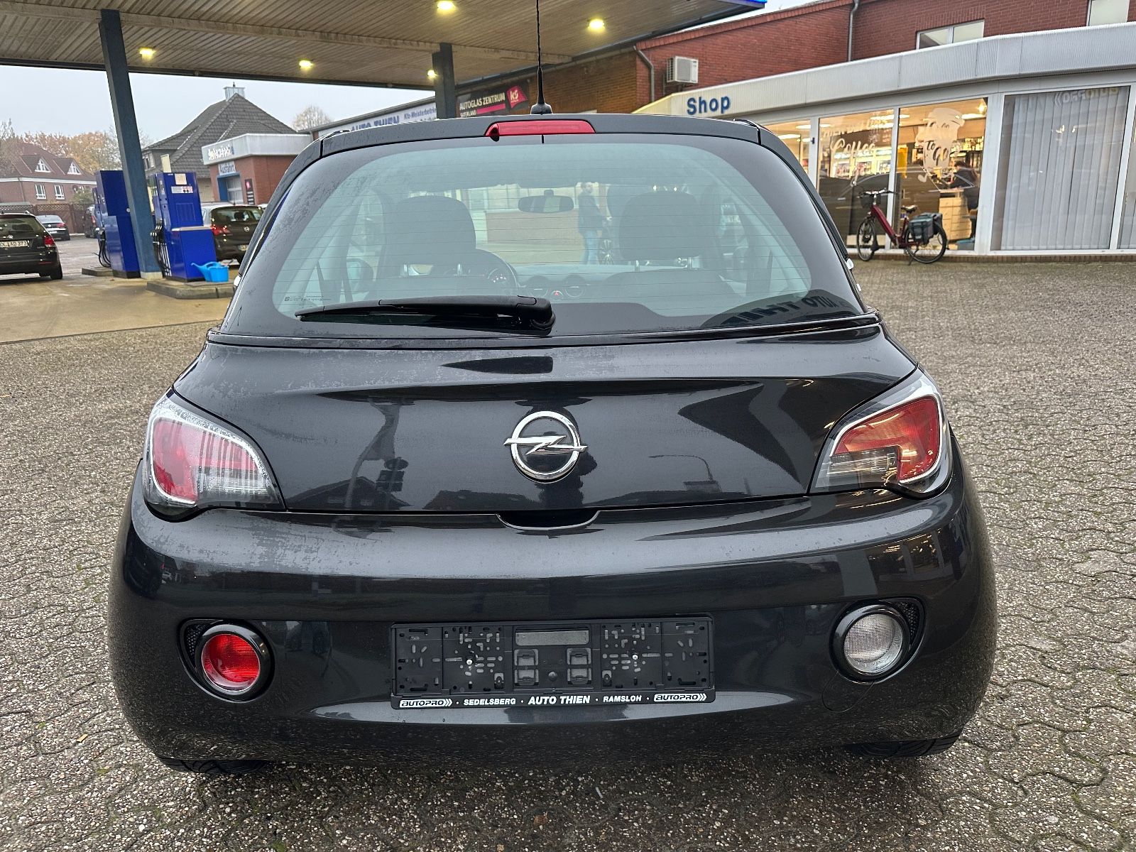 Fahrzeugabbildung Opel Adam 1.4 Jam SHZG/GRA/BT/GJR