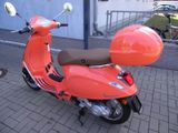 Vespa Primavera 50 - VESPA ORANGE