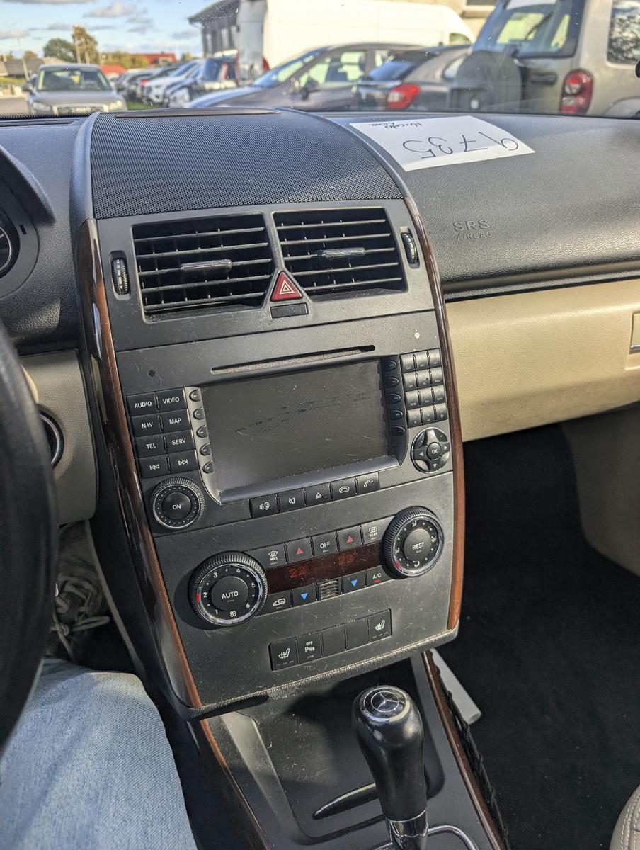 Mercedes-Benz A200 2008 — photo 7