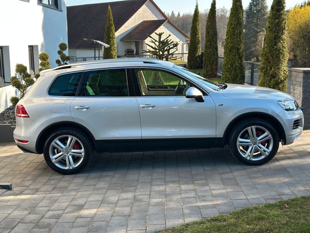 Volkswagen Touareg V6 TDI 4MOTION BMT *R-Line*AHK*StHz*ACC*