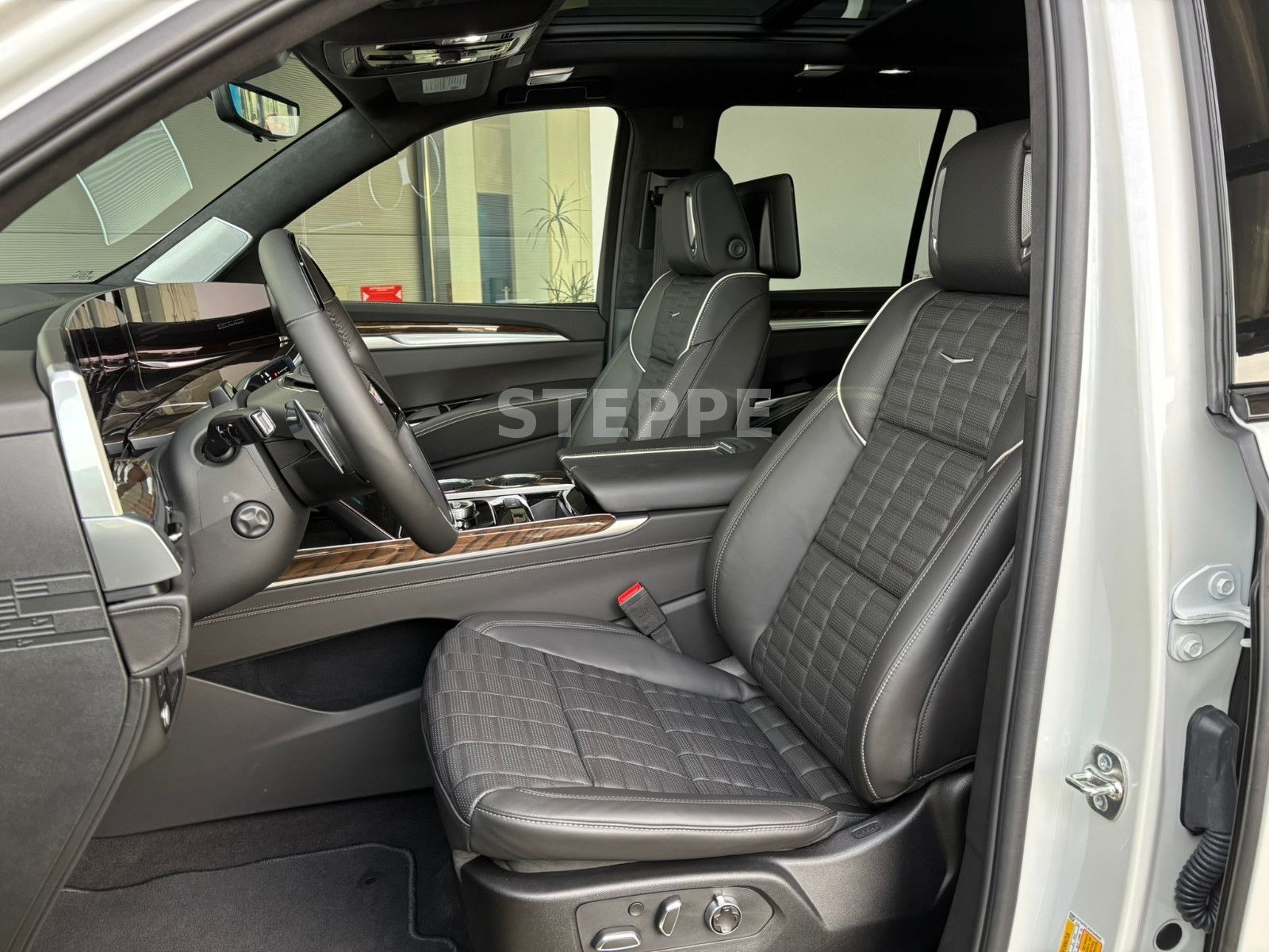 Cadillac Escalade FACELIFT MY25 6.2 V8 Sport Platinum