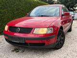 Volkswagen Passat | AHK | Schiebedach | Klimaaut. - gebrauchte VW Passat aus dem Jahr 1999