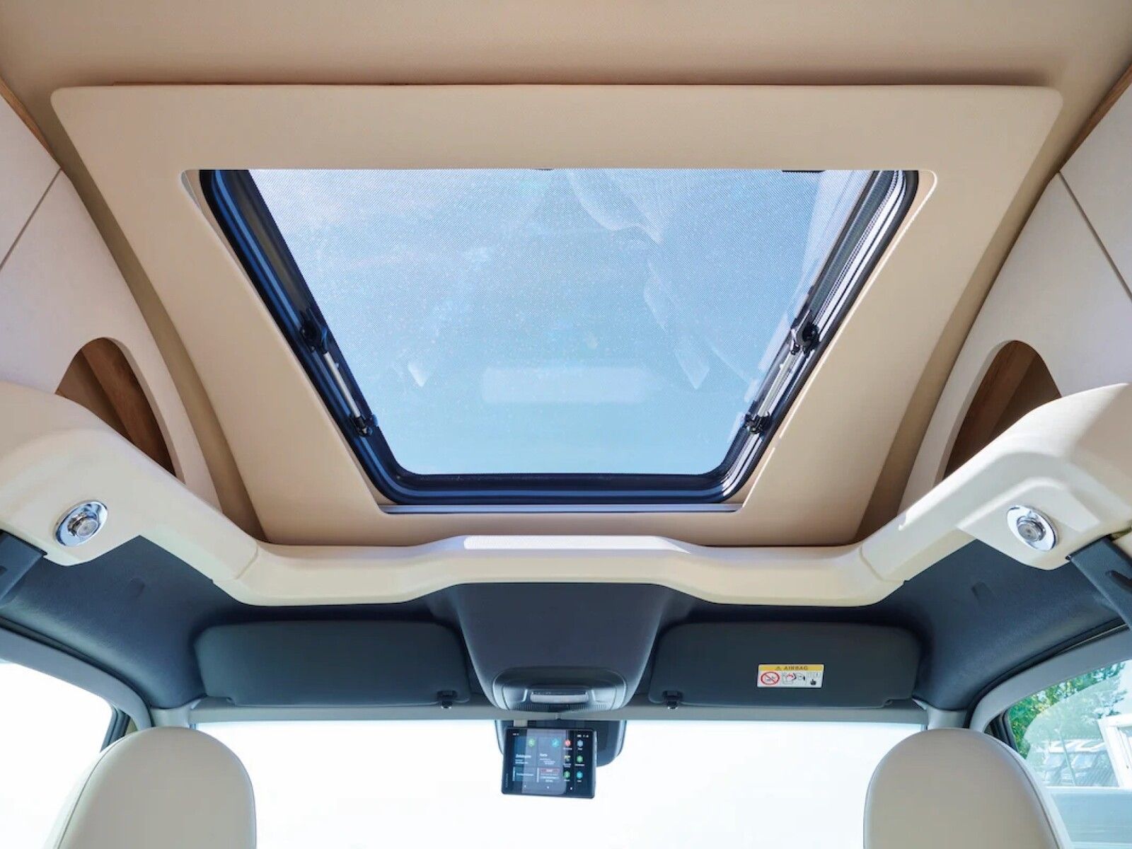 Fahrzeugabbildung Eura Mobil Xtura XT 686 EF Solar,Navi,Markise,Dieselheizung